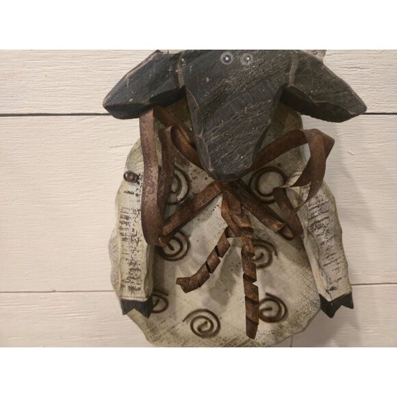 Vintage Folk Art Sheep wall hanger Door decor Rusty Primitive Lamb Handmade wood - Picture 4 of 11